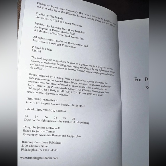 New book for ages 21+ , Tequila Mockingbird : Cocktails with a Literary Twist - Picture 3 of 12